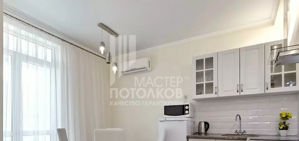 матовый натяжной потолок на кухне